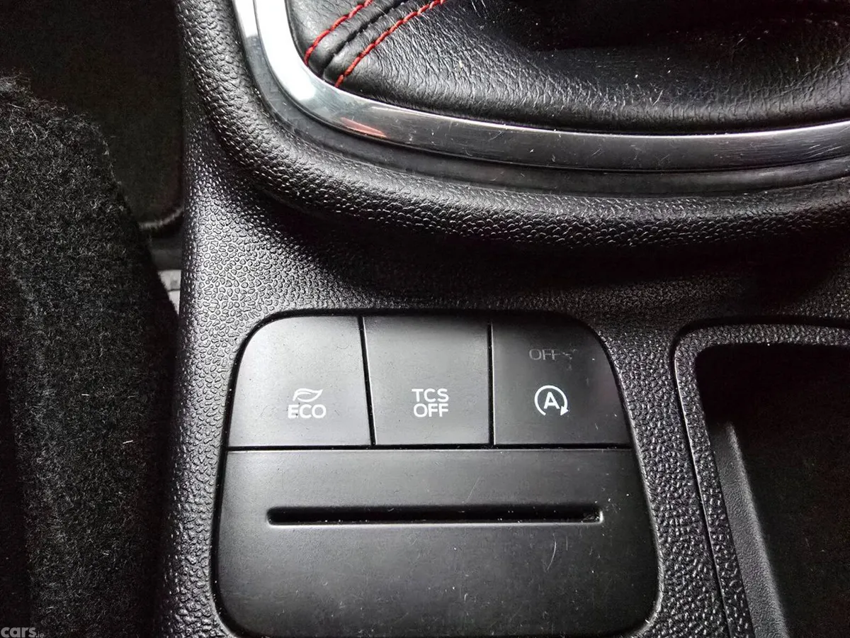 Ford Fiesta Hatchback, Petrol, 2019, White