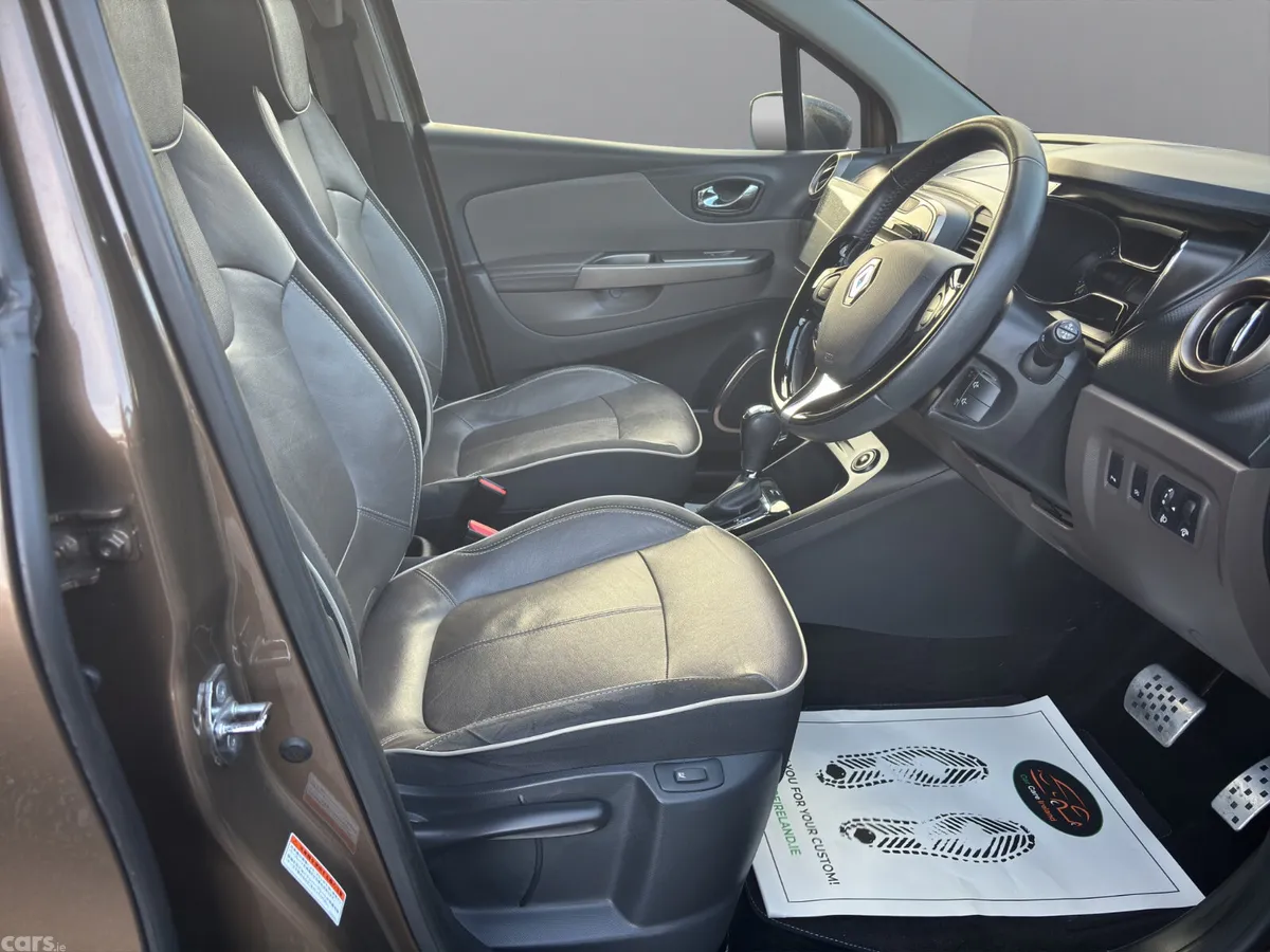Renault Captur Hatchback, Petrol, 2016, Brown