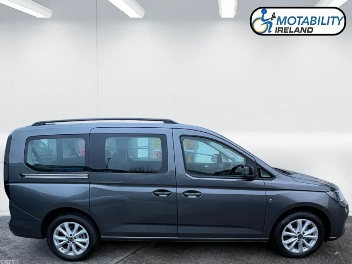 Volkswagen Caddy Maxi Life MPV, Petrol Plug-in Hybrid, 2026, Grey
