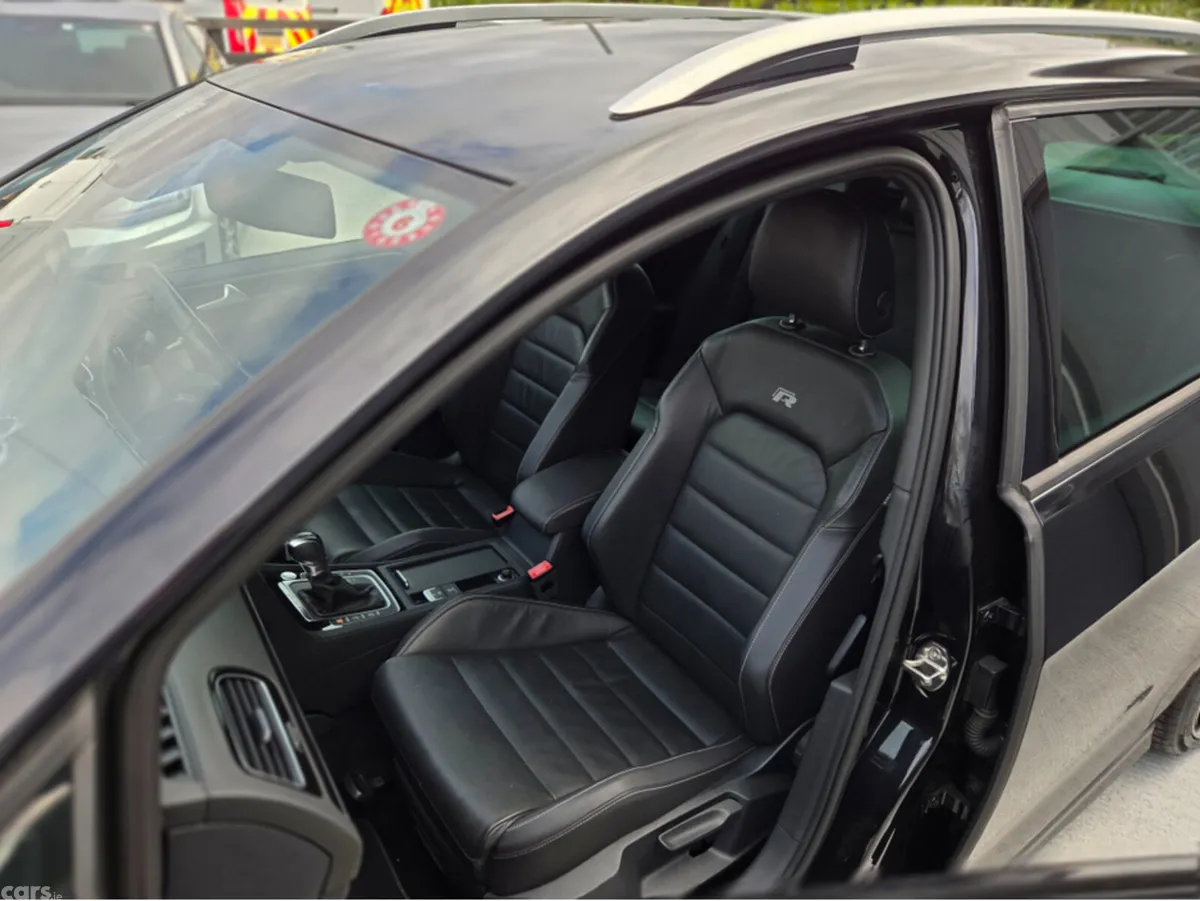 Volkswagen Golf Estate, Petrol, 2015, Black