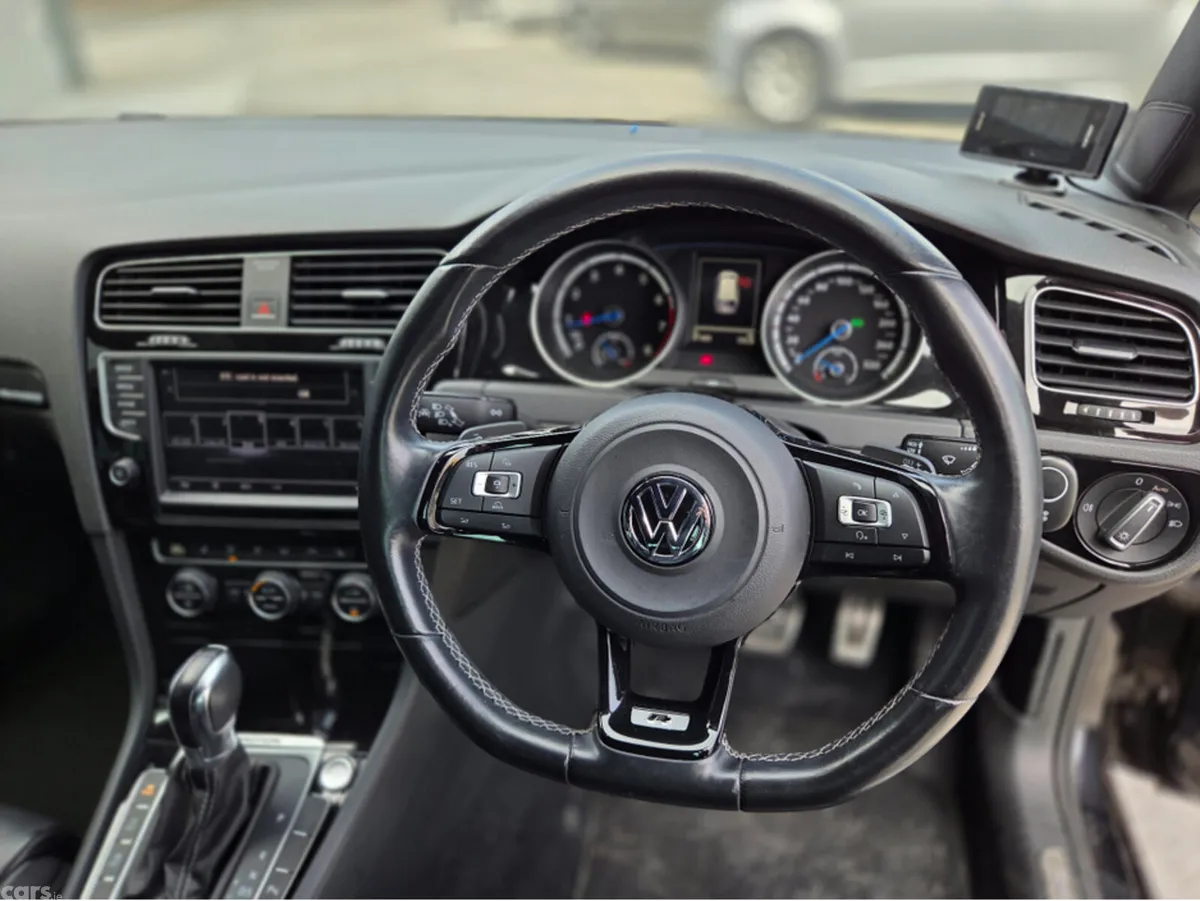 Volkswagen Golf Estate, Petrol, 2015, Black