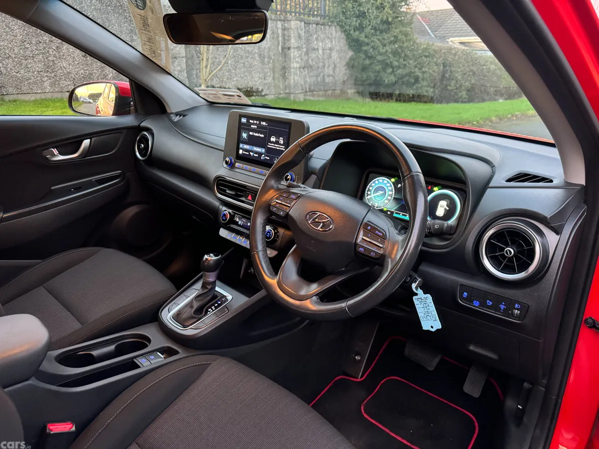 Hyundai KONA Hatchback, Petrol Hybrid, 2022, Red