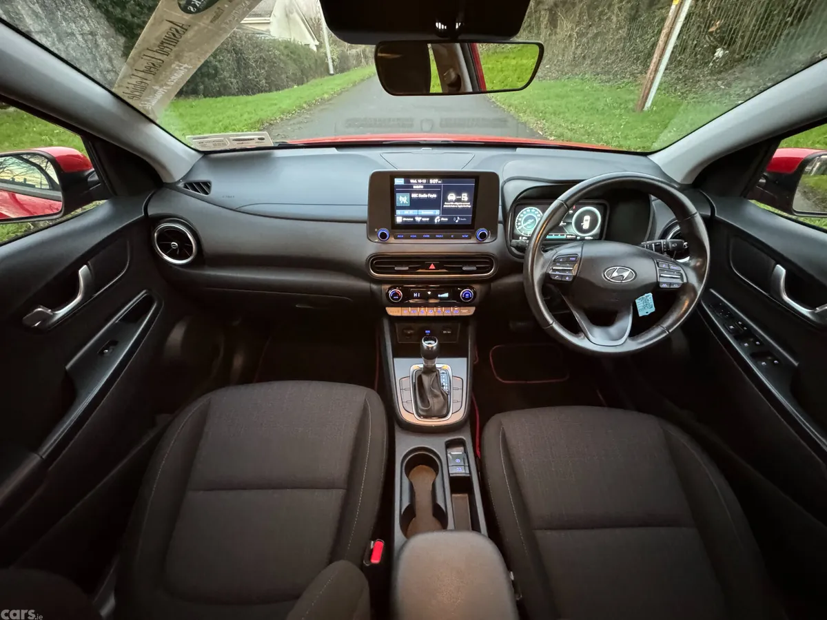 Hyundai KONA Hatchback, Petrol Hybrid, 2022, Red