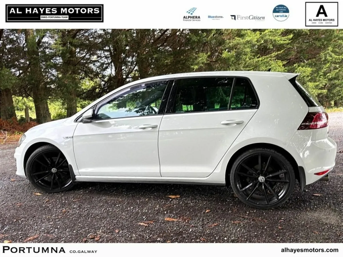 Volkswagen Golf Hatchback, Diesel, 2017, White