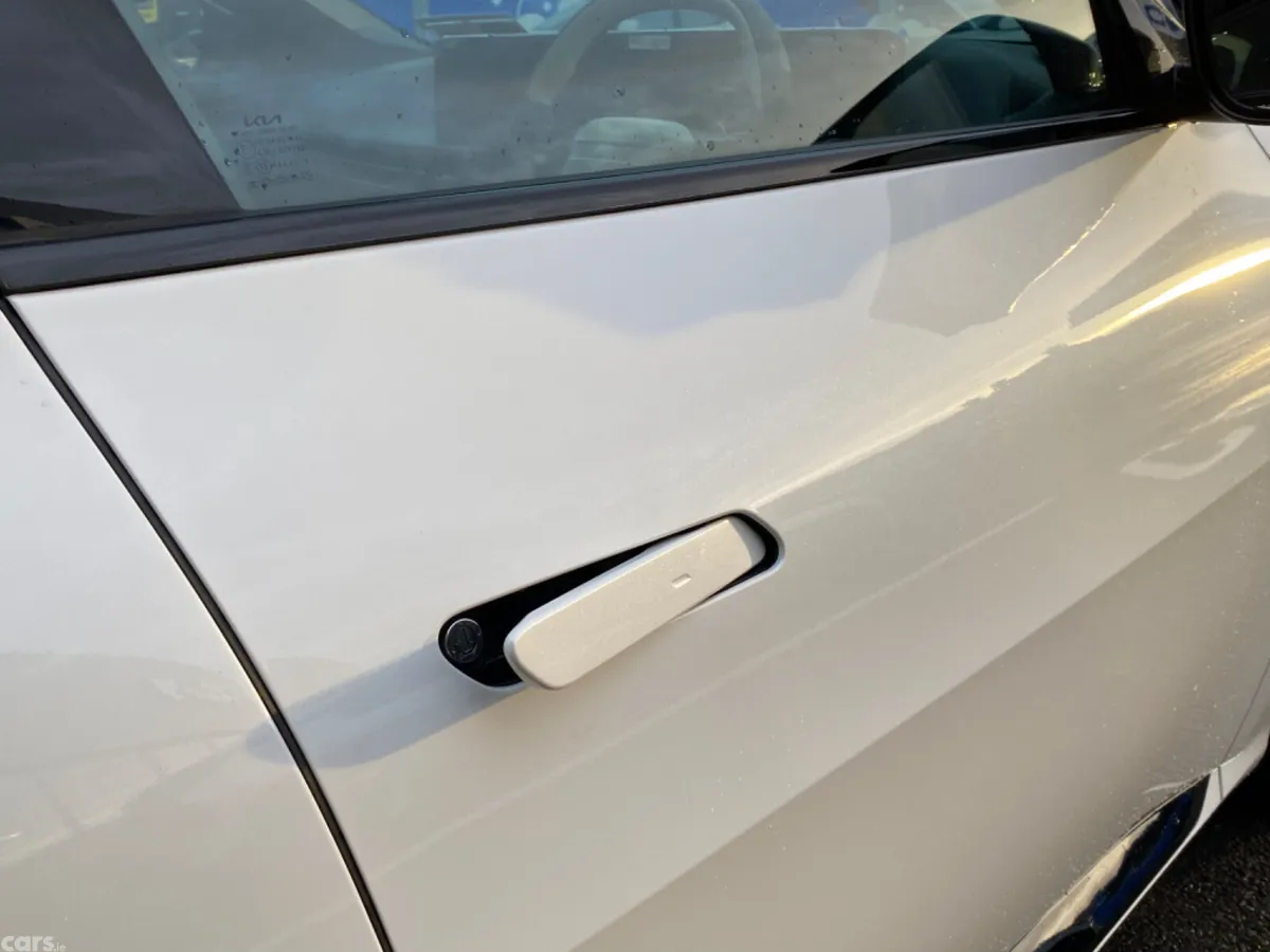 Kia EV6 Estate, Electric, 2026, White