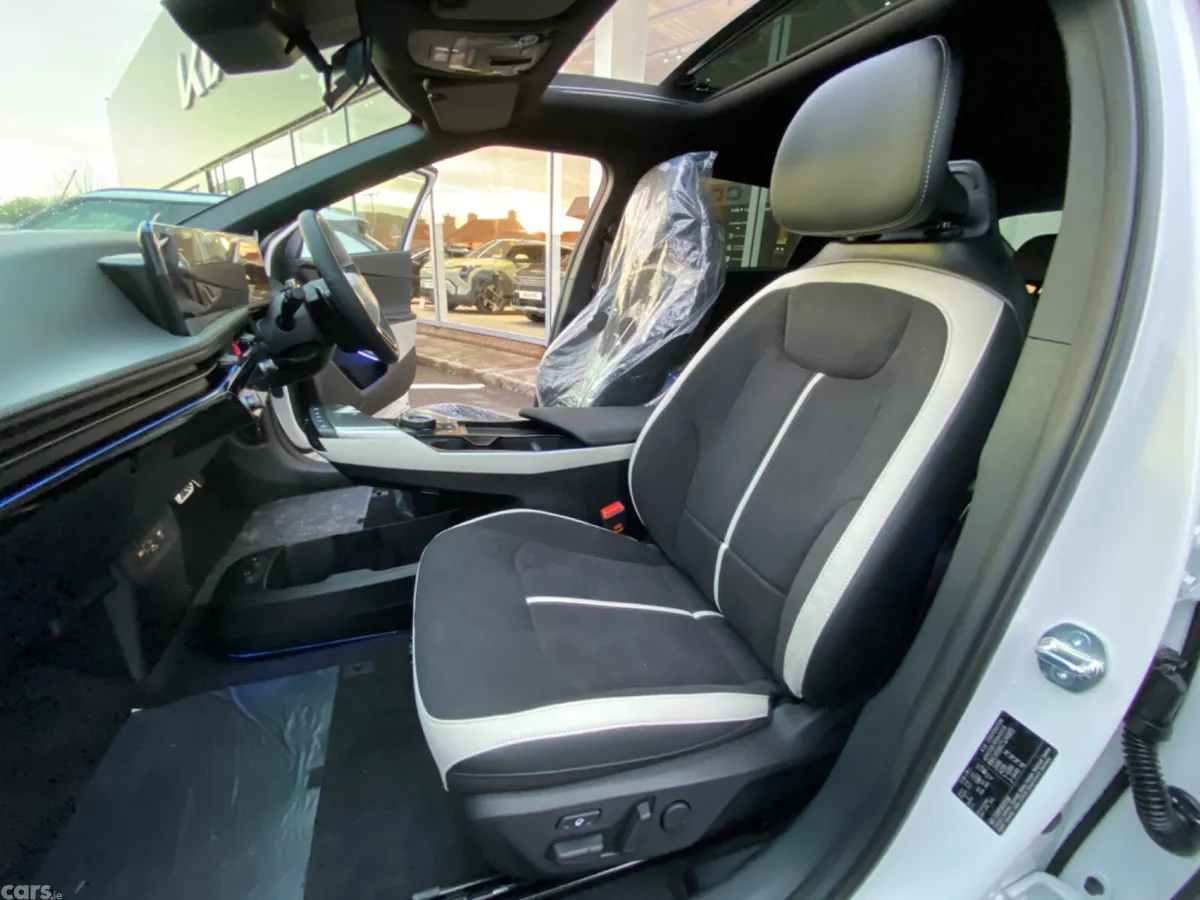 Kia EV6 Estate, Electric, 2026, White