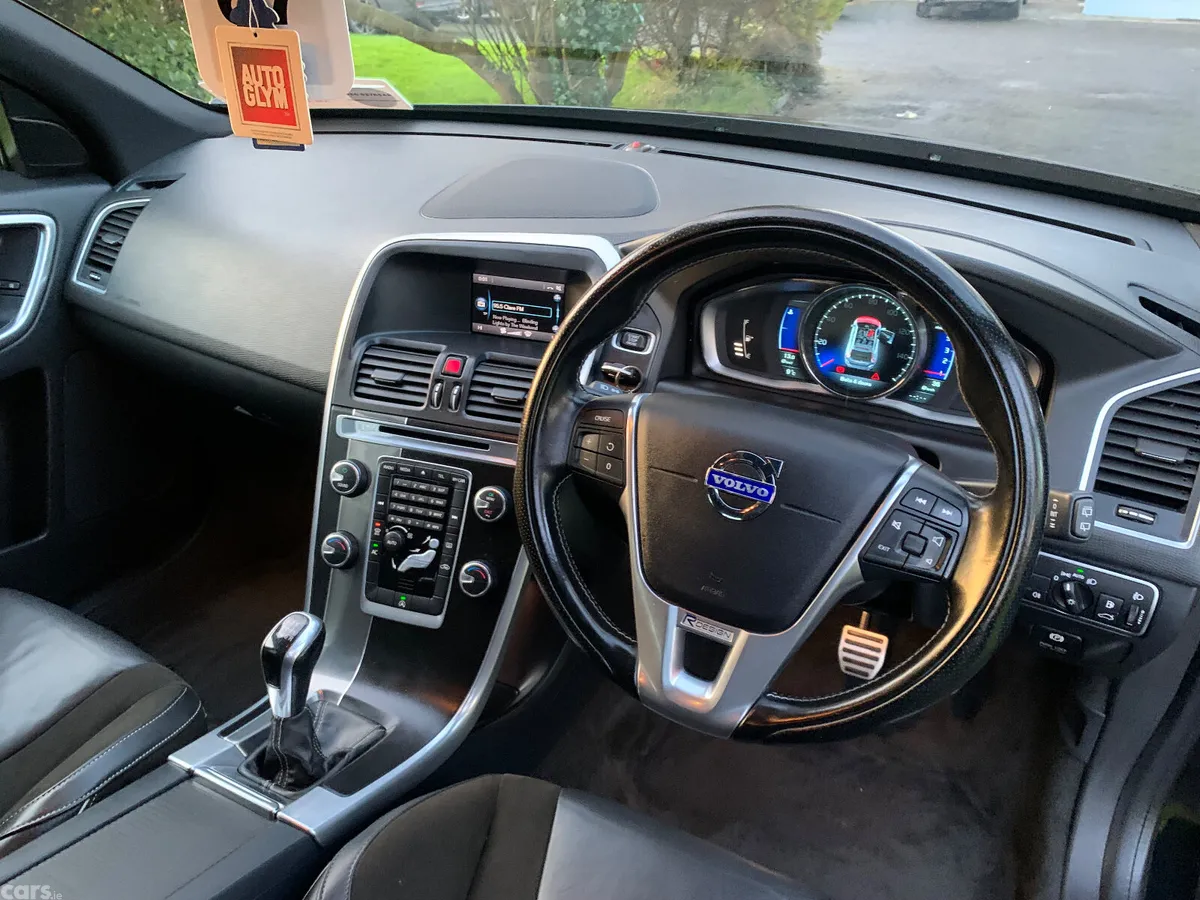 Volvo XC60 SUV, Diesel, 2014, Black