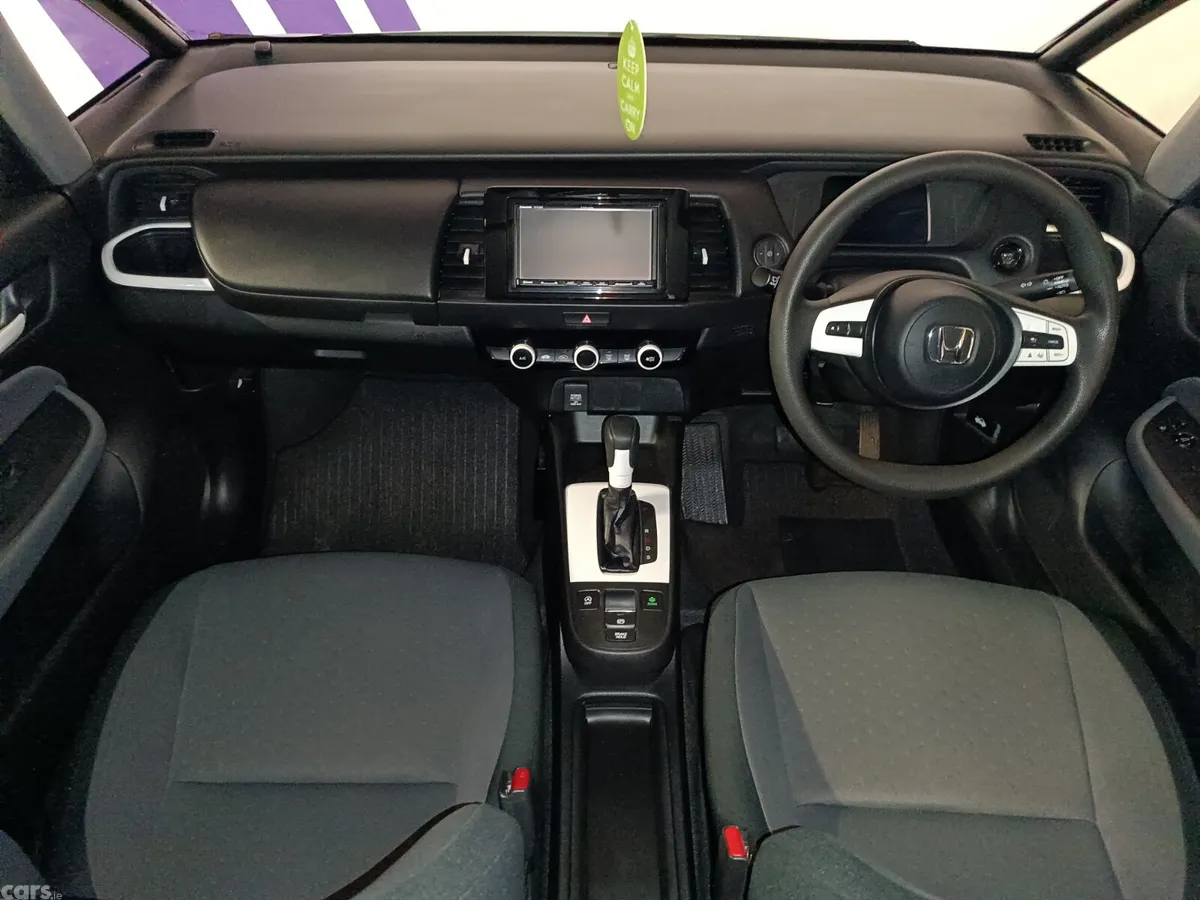 Honda Fit Hatchback, Petrol, 2020, White