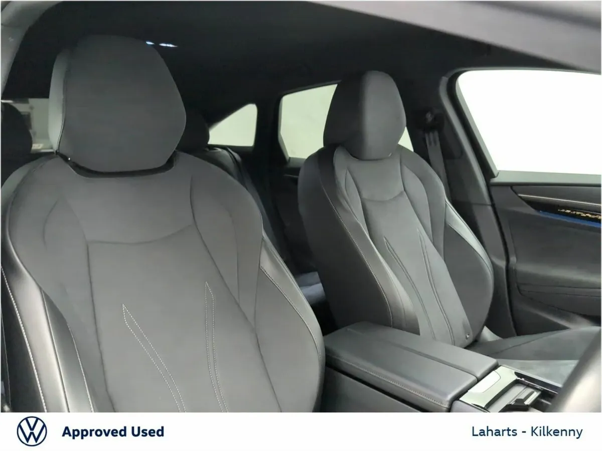 Volkswagen ID.7 Hatchback, Electric, 2025, Black