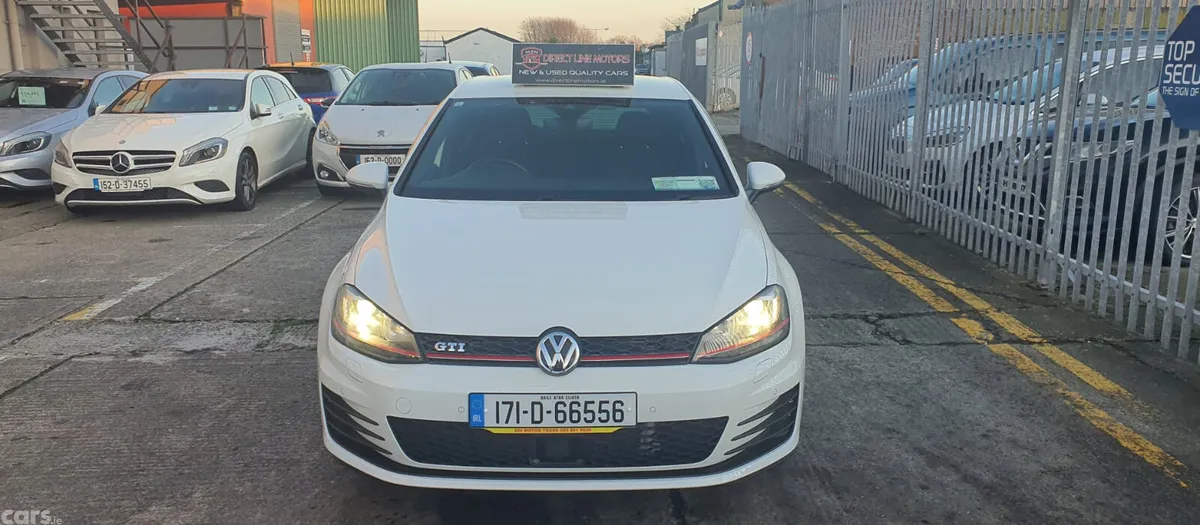 Volkswagen Golf Hatchback, Petrol, 2017, White