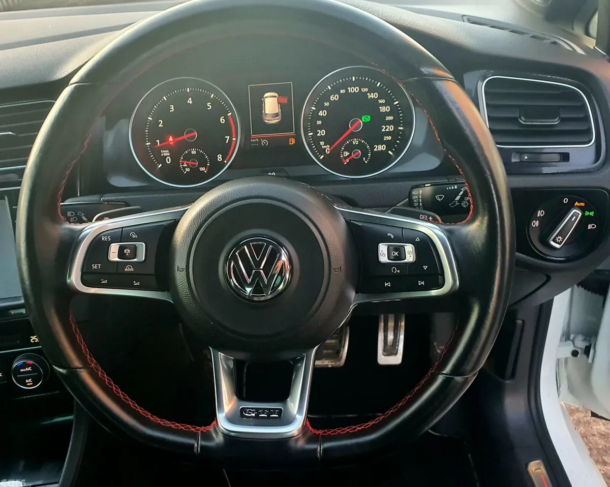 Volkswagen Golf Hatchback, Petrol, 2017, White