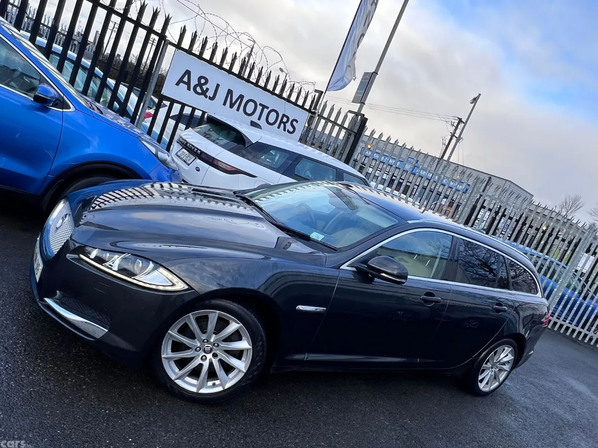 Jaguar XF Estate, Diesel, 2013, Grey