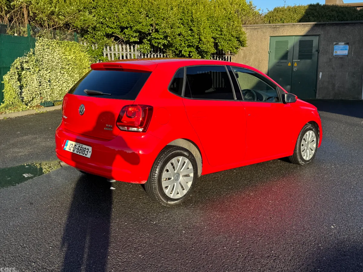 Volkswagen Polo Hatchback, Petrol, 2012, Red