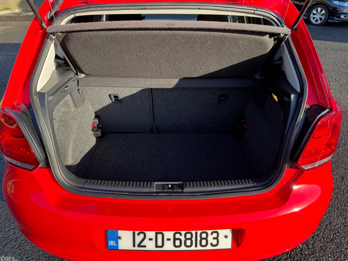 Volkswagen Polo Hatchback, Petrol, 2012, Red