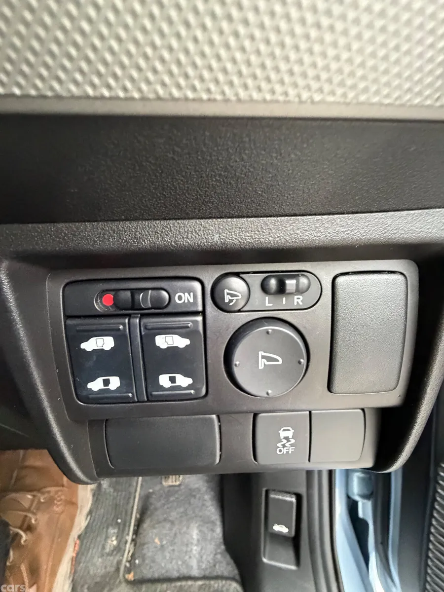 Honda Freed MPV, Petrol Hybrid, 2016, Blue