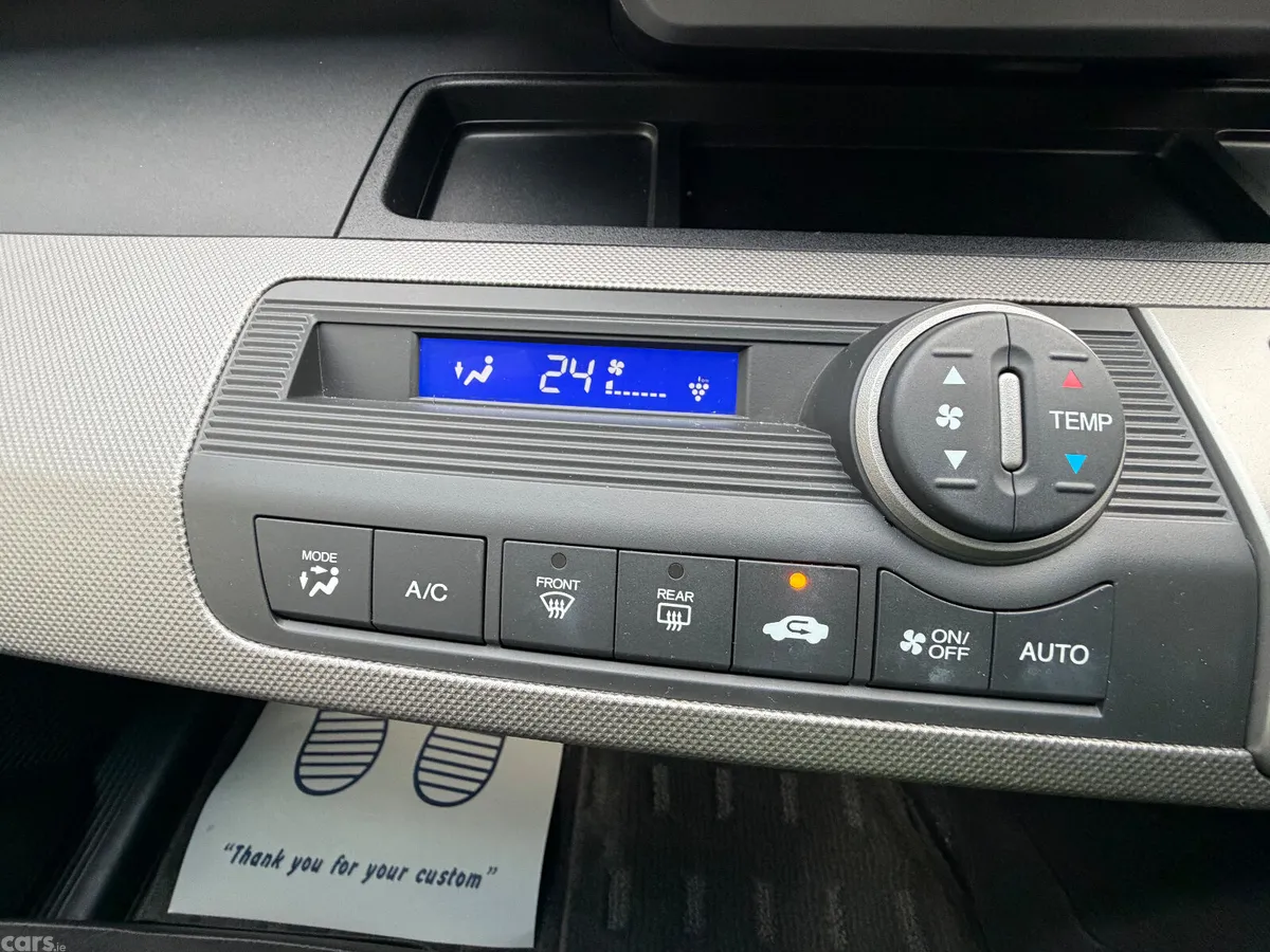 Honda Freed MPV, Petrol Hybrid, 2016, Blue