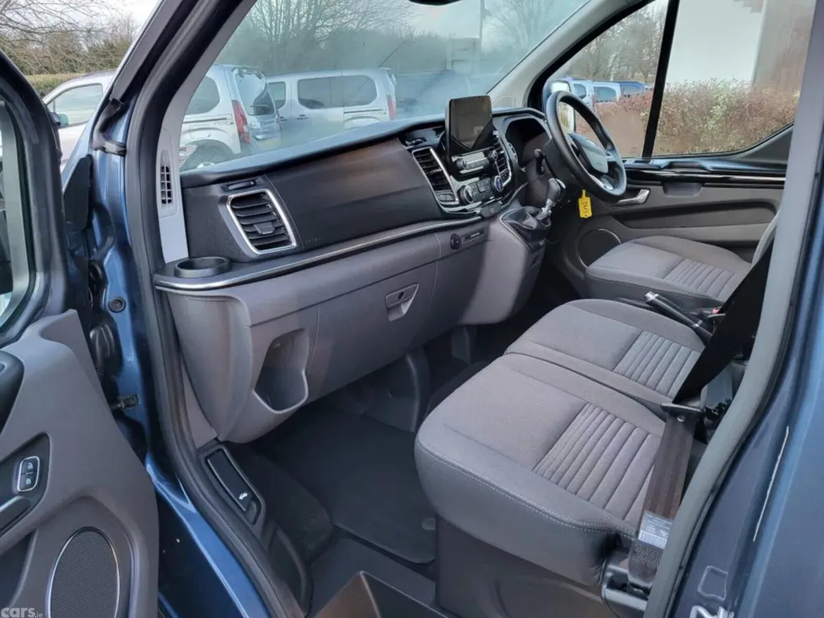 Ford Tourneo Custom MPV, Diesel, 2022, Blue