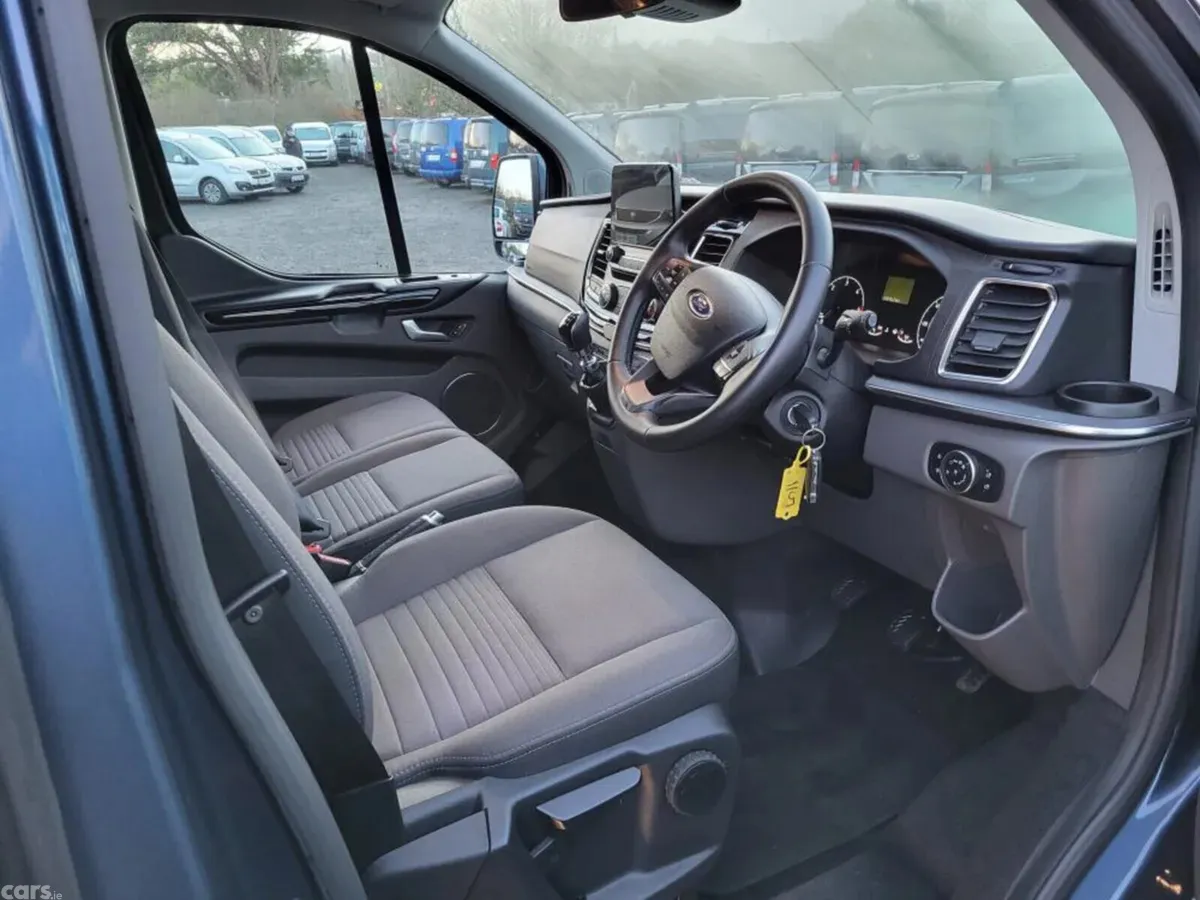 Ford Tourneo Custom MPV, Diesel, 2022, Blue