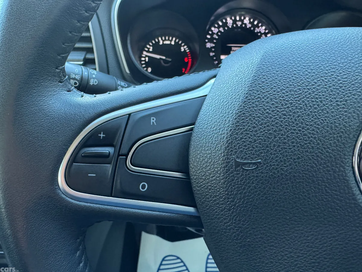 Renault Megane Saloon, Petrol, 2019, White