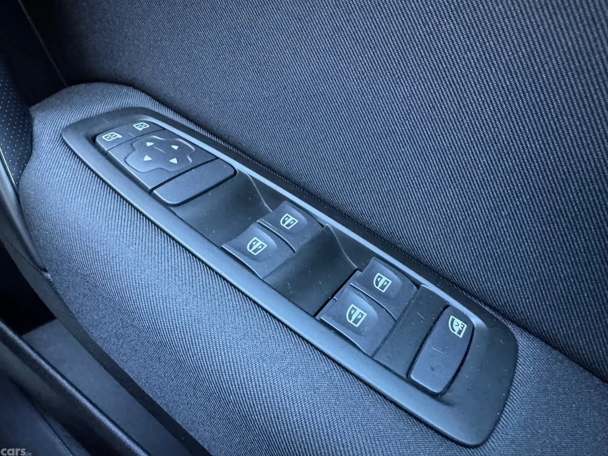 Renault Megane Saloon, Petrol, 2019, White