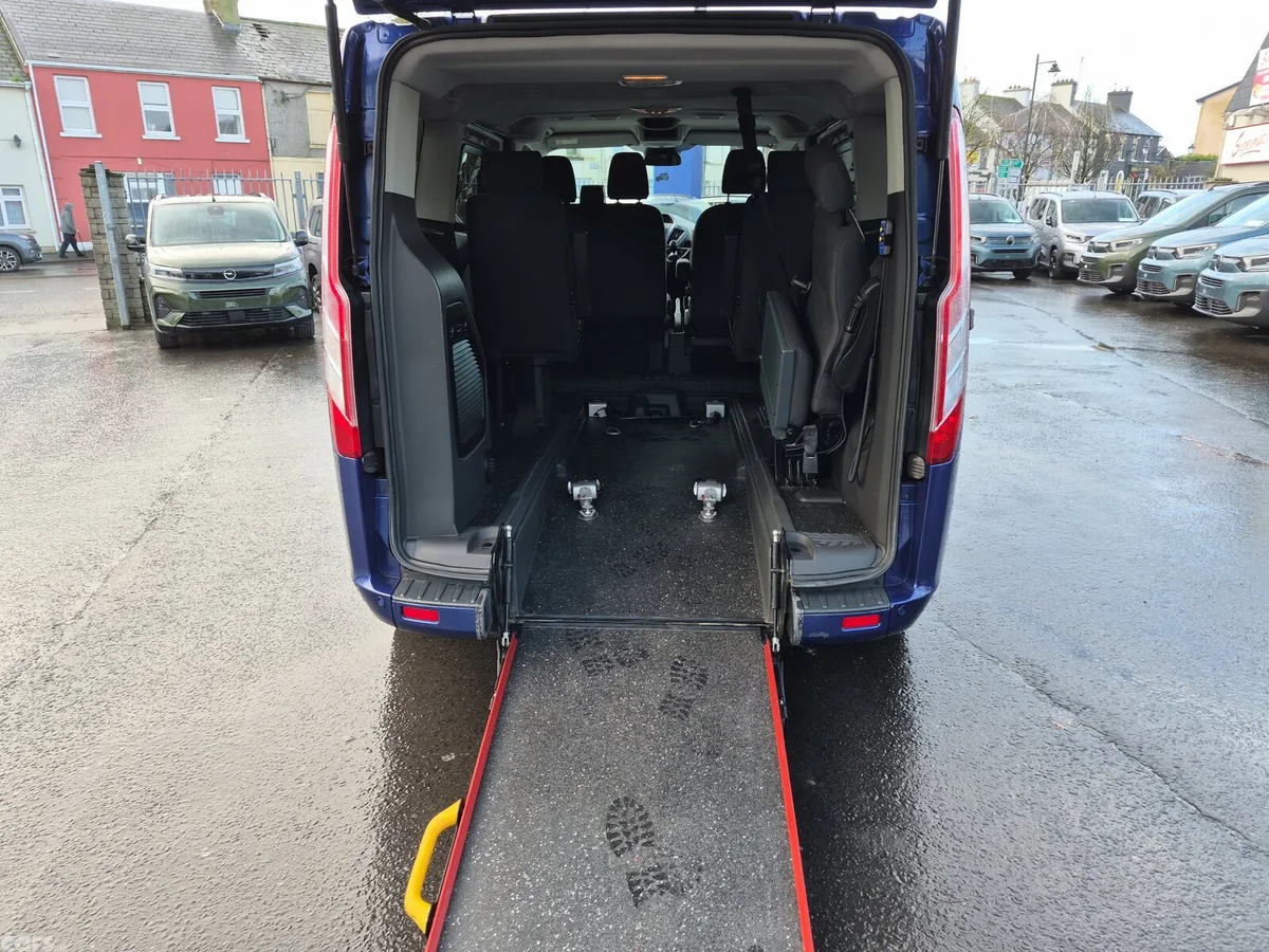 Ford Tourneo MPV, Diesel, 2018, Blue