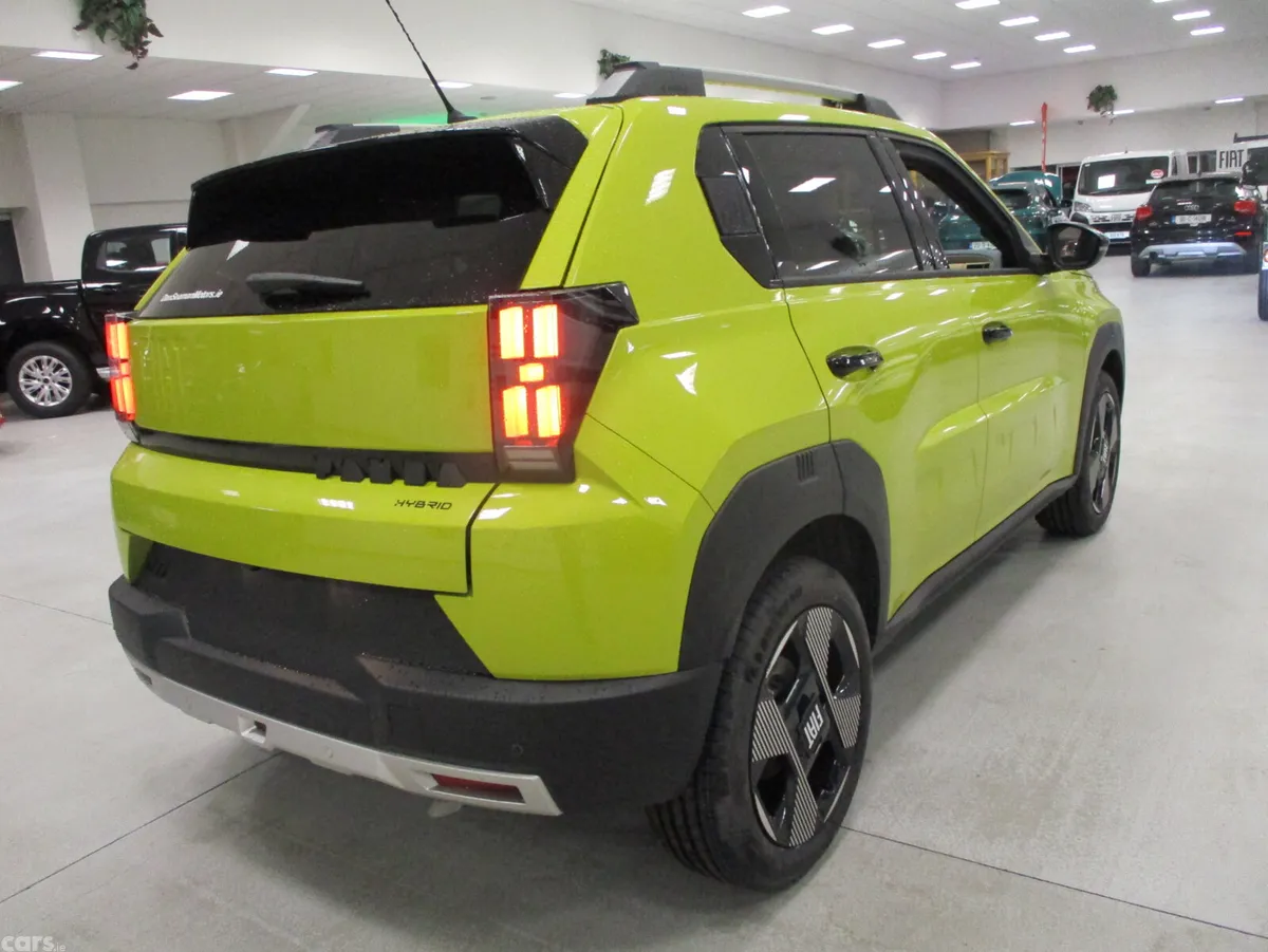 Fiat Grande Panda Hatchback, Petrol Hybrid, 2026, Yellow