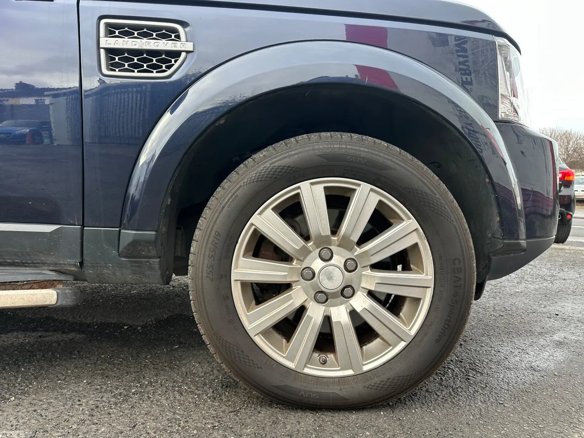 Land Rover Discovery SUV, Diesel, 2015, Blue