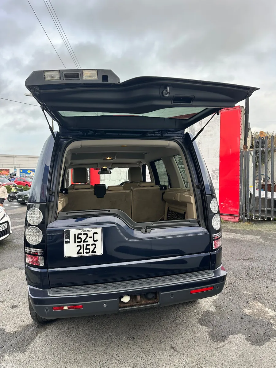 Land Rover Discovery SUV, Diesel, 2015, Blue