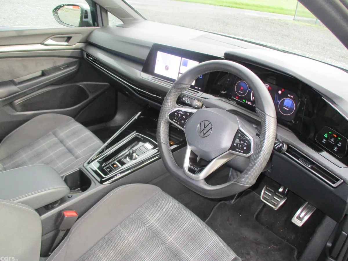 Volkswagen Golf Hatchback, Diesel, 2023, Grey