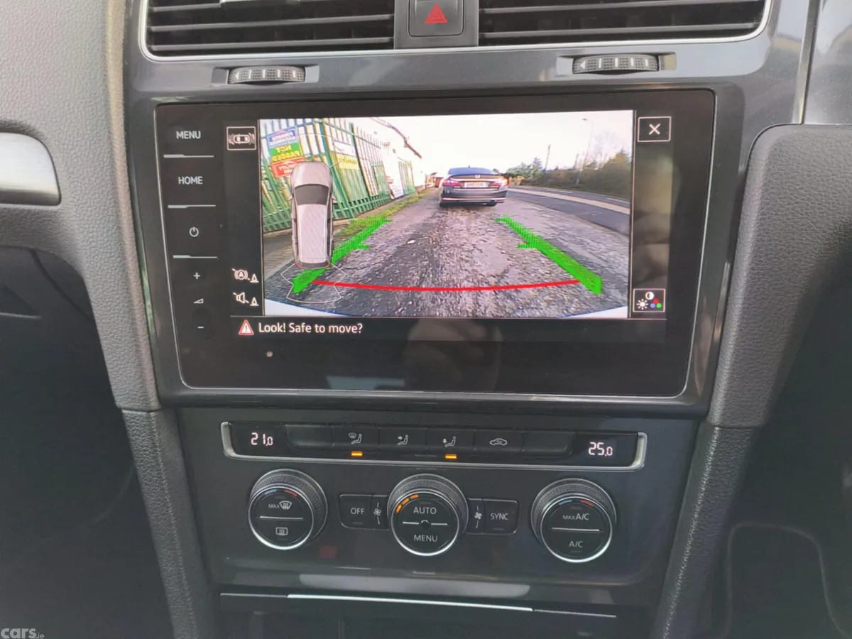 Volkswagen Golf Estate, Petrol, 2019, White