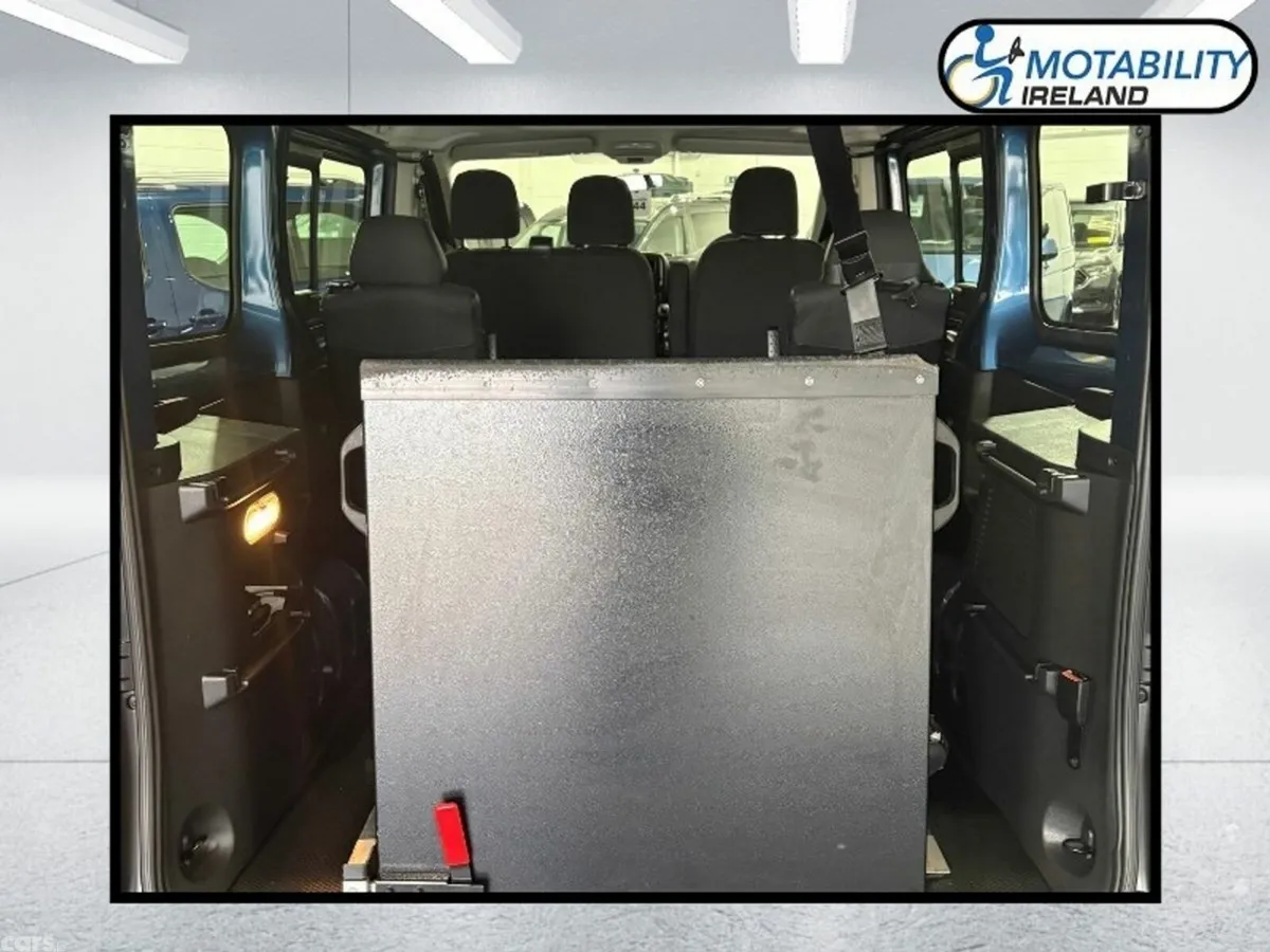 Renault Trafic MPV, Diesel, 2020, Blue