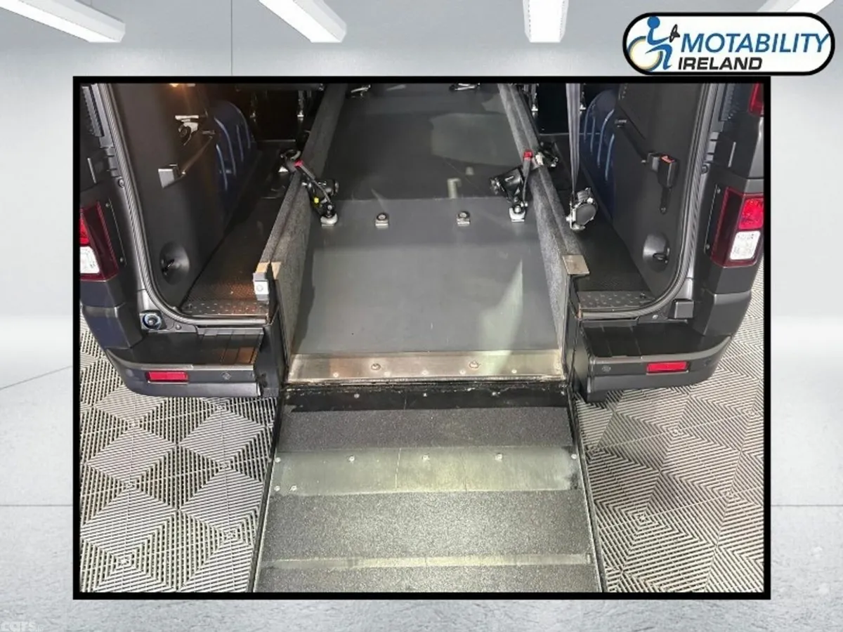 Renault Trafic MPV, Diesel, 2020, Blue