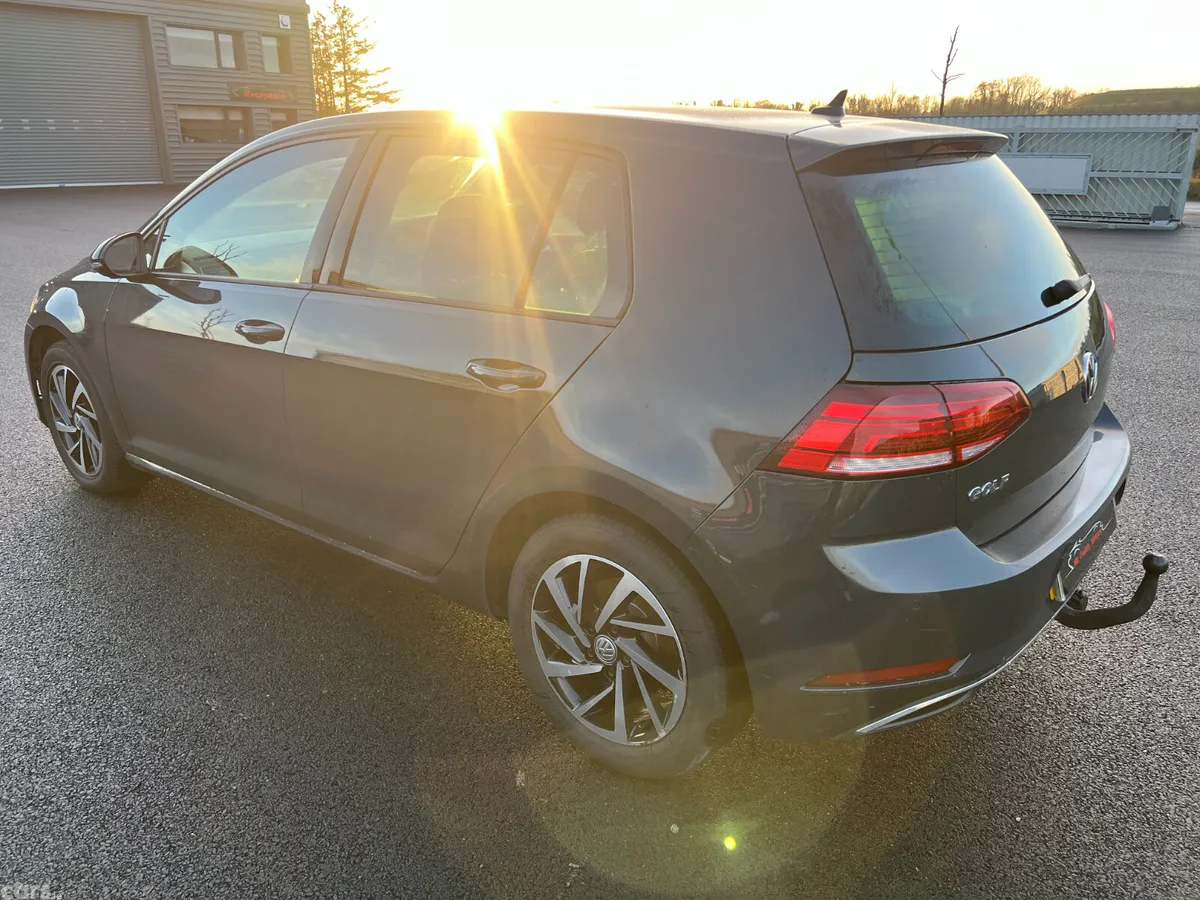 Volkswagen Golf Hatchback, Diesel, 2019, Grey