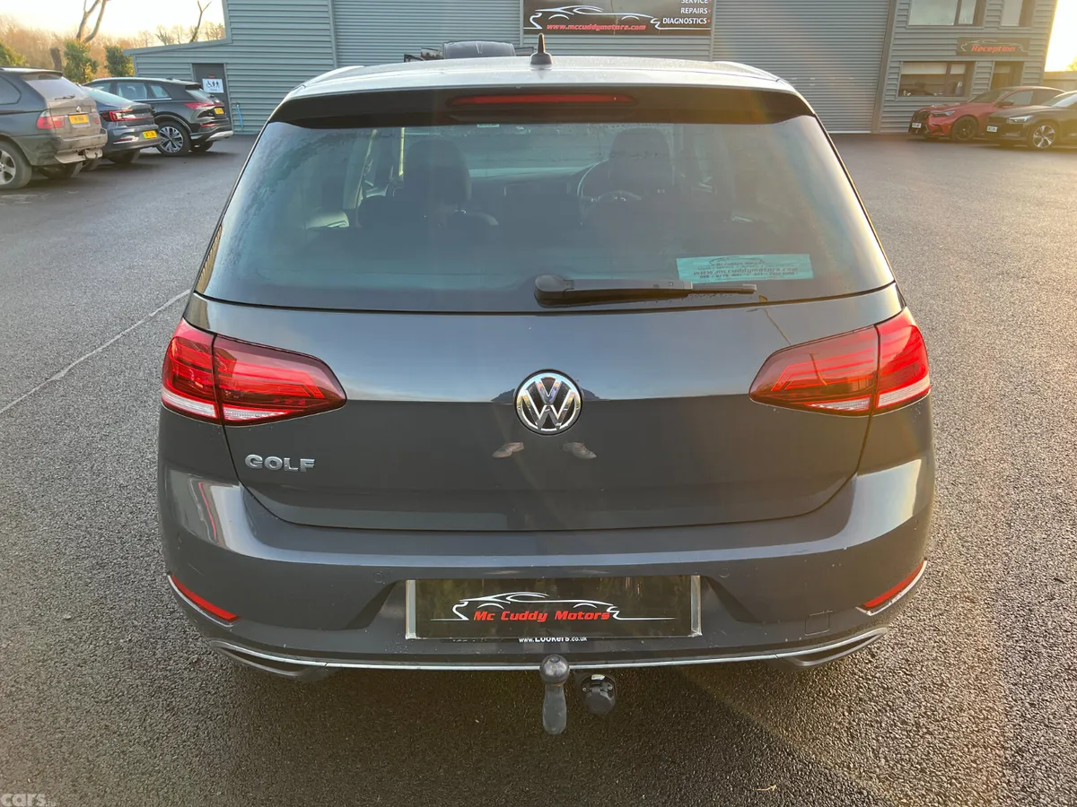 Volkswagen Golf Hatchback, Diesel, 2019, Grey
