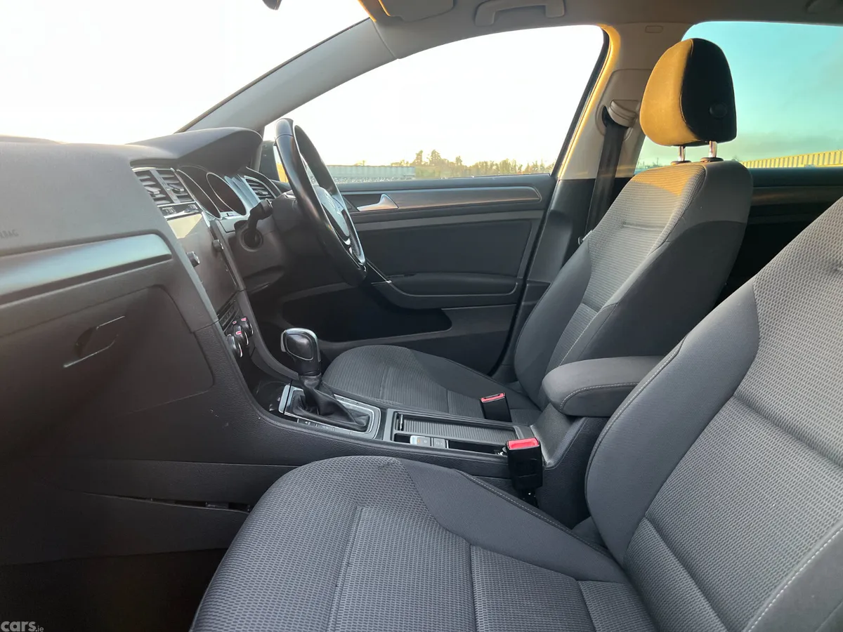 Volkswagen Golf Hatchback, Diesel, 2019, Grey