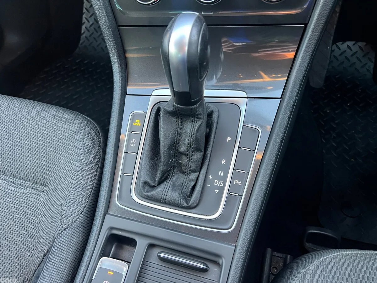 Volkswagen Golf Hatchback, Diesel, 2019, Grey