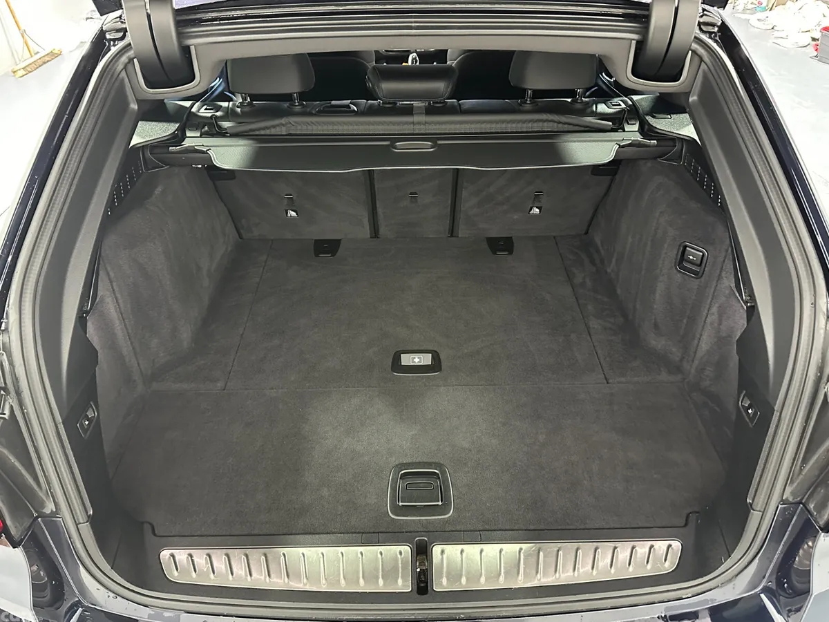 BMW 5-Series Estate, Diesel, 2021, Black