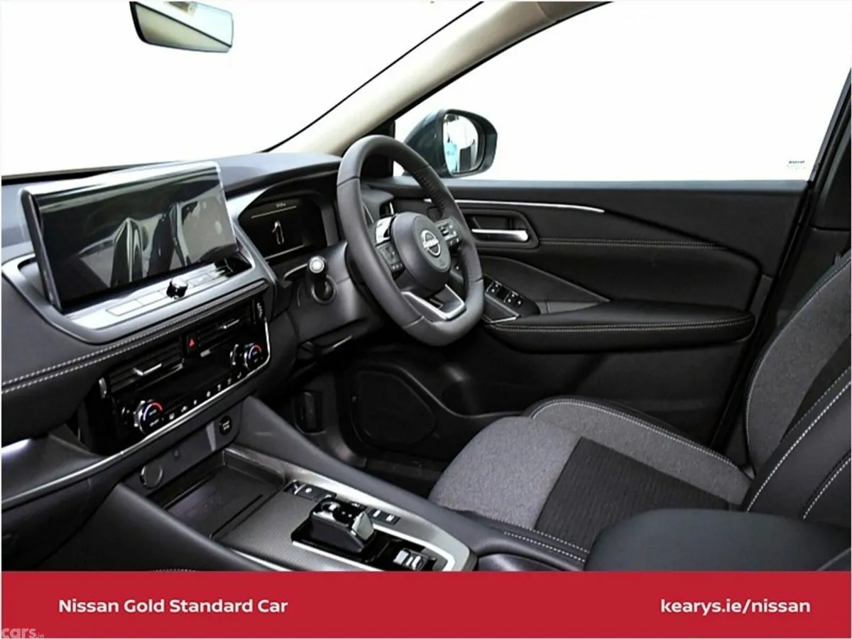Nissan Qashqai SUV, Petrol Hybrid, 2027, Green