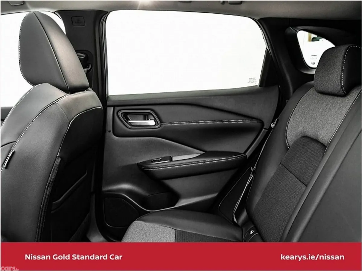 Nissan Qashqai SUV, Petrol Hybrid, 2027, Green