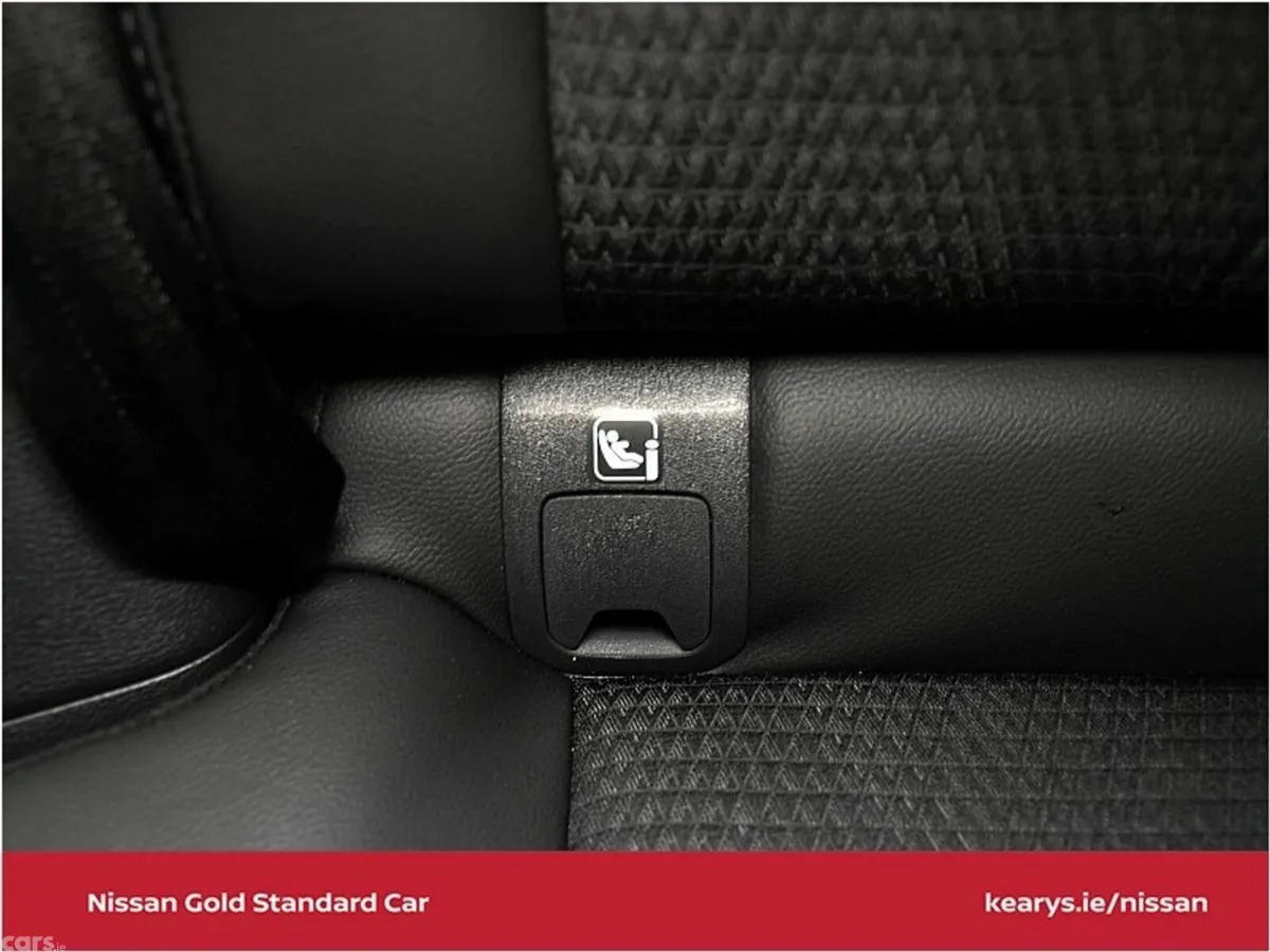 Nissan Qashqai SUV, Petrol Hybrid, 2027, Green