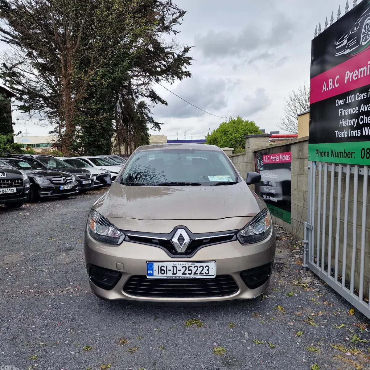 Renault Fluence Saloon, Diesel, 2016, Gold