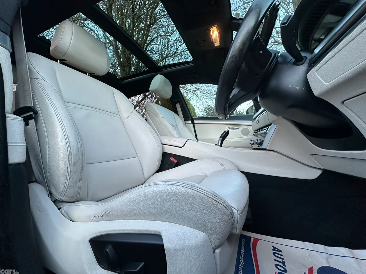 BMW 5-Series Saloon, Diesel, 2014, Blue