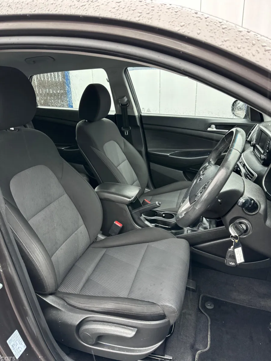 Hyundai Tucson SUV, Diesel, 2019, Brown