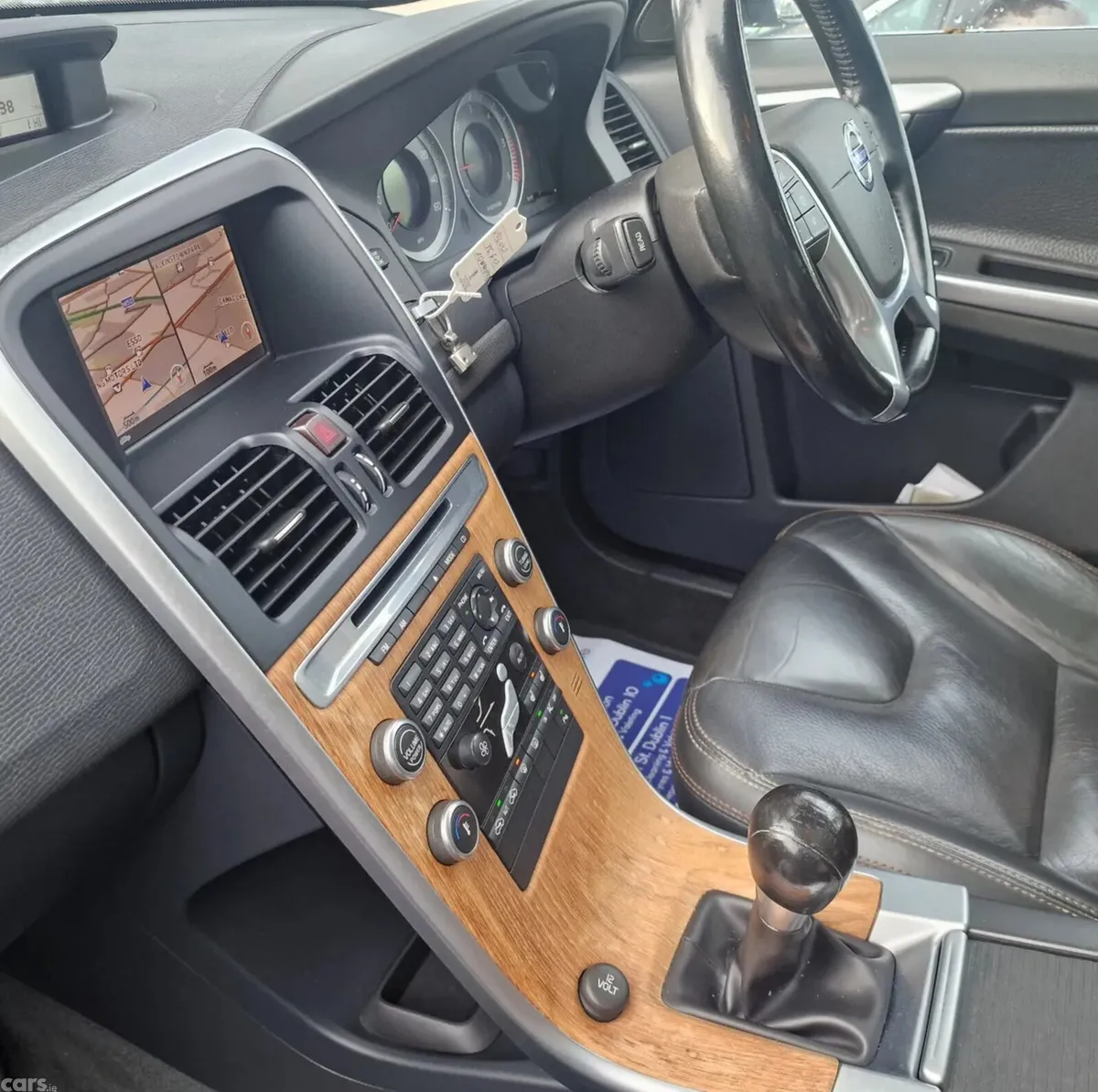 Volvo XC60 SUV, Diesel, 2010, Silver