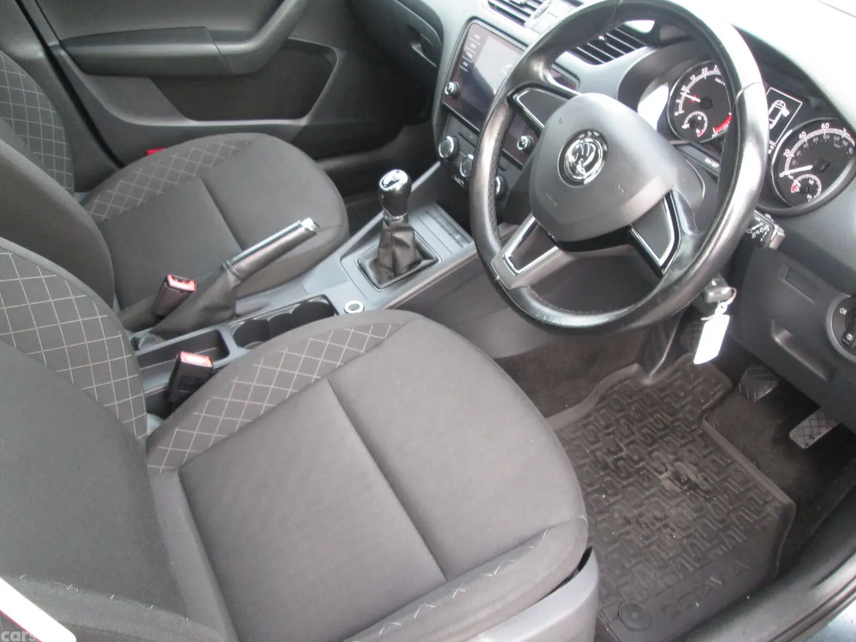 Skoda Octavia Unknown, Unknown, 2019, Grey