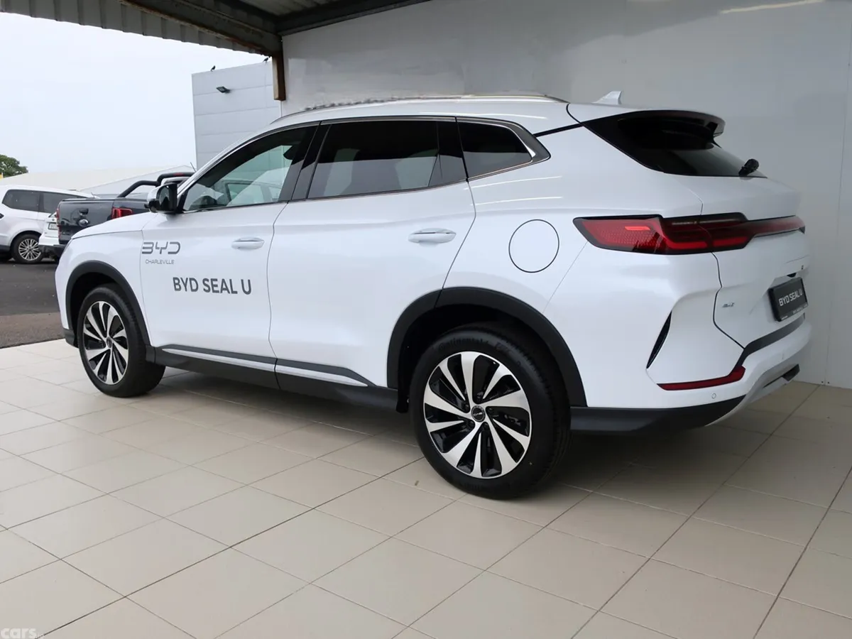 BYD SEAL U SUV, Petrol Plug-in Hybrid, 2026, White