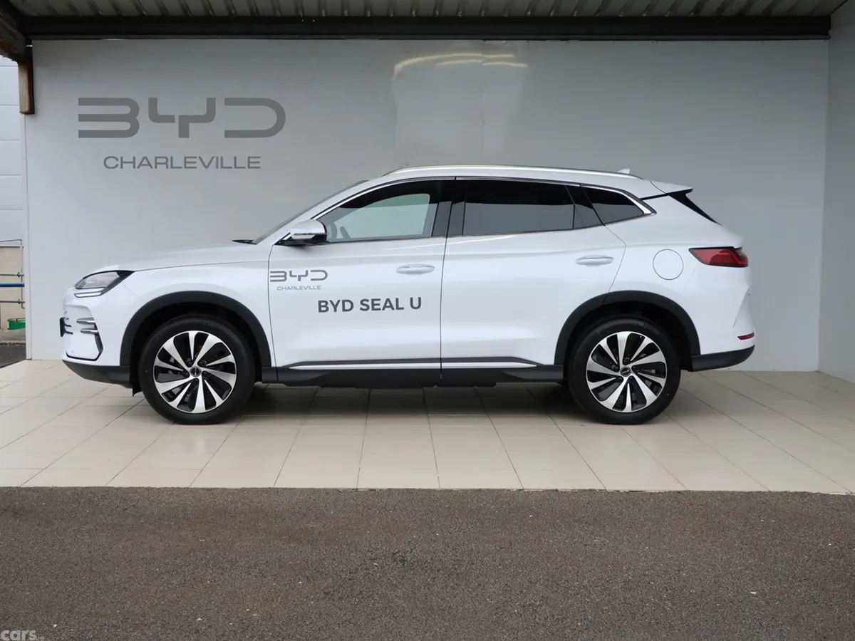 BYD SEAL U SUV, Petrol Plug-in Hybrid, 2026, White