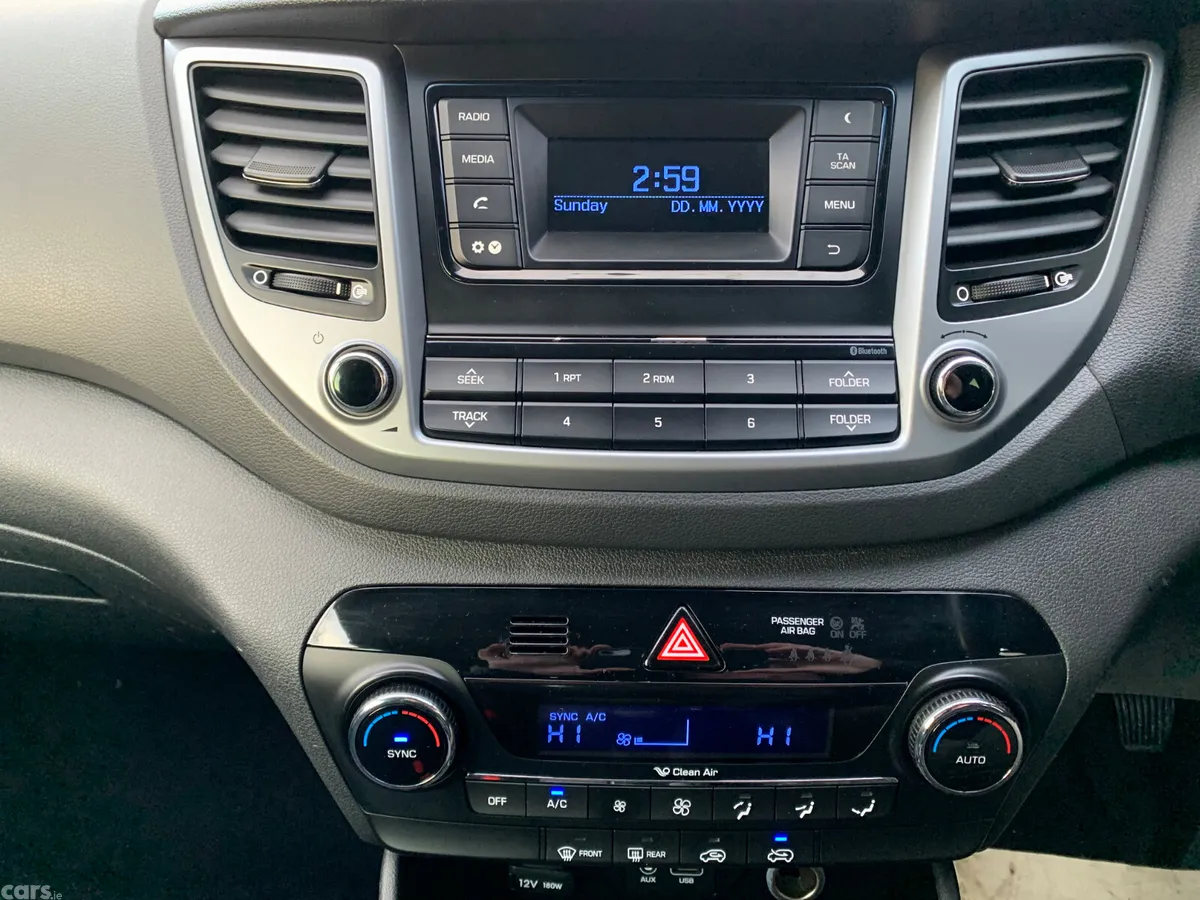 Hyundai Tucson SUV, Diesel, 2017, White