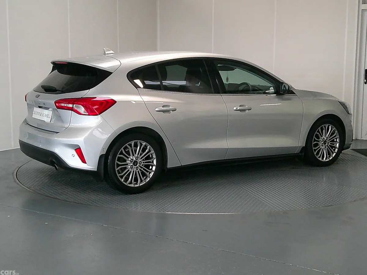 Ford Focus Hatchback, Diesel, 2021, Silver