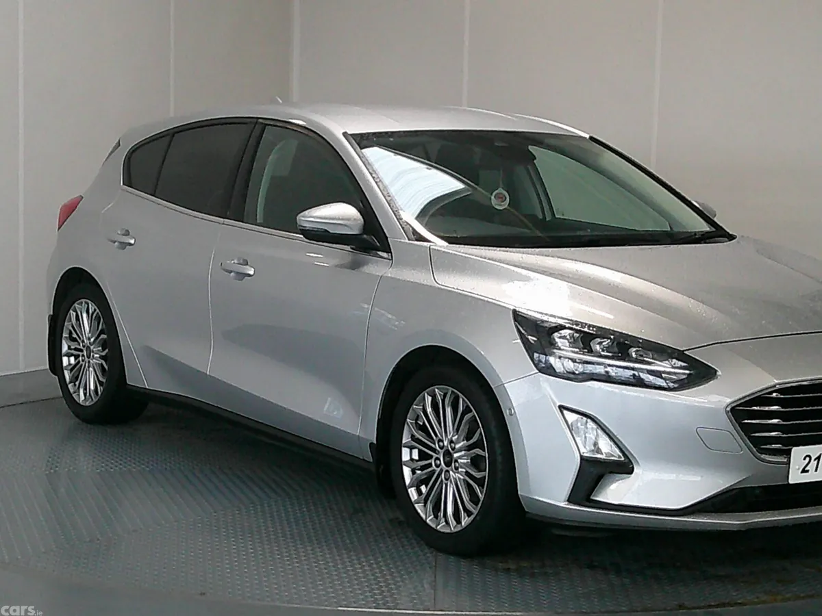 Ford Focus Hatchback, Diesel, 2021, Silver
